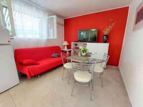 Sea front holiday home Boby